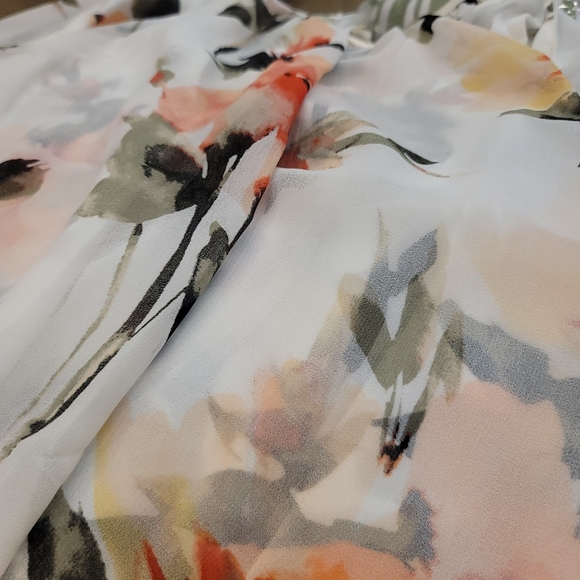 White House Black Market Floral Chiffon Halter Blouse - M - Picture 6 of 11